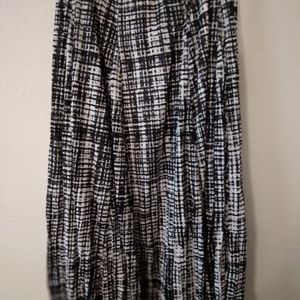 Zac &Rachel Black and White Skirt